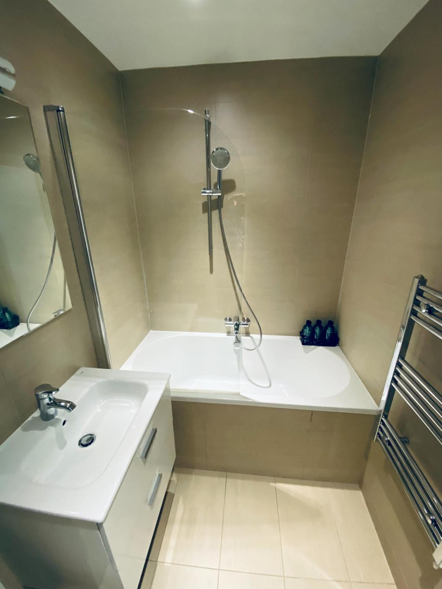 2 Bedroom Flat - 2 Bath - 15 Min Camden Town London Exterior photo